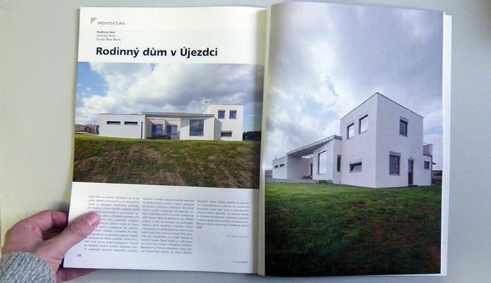 Recenze rodinného domu v Újezdci v časopise Stavba