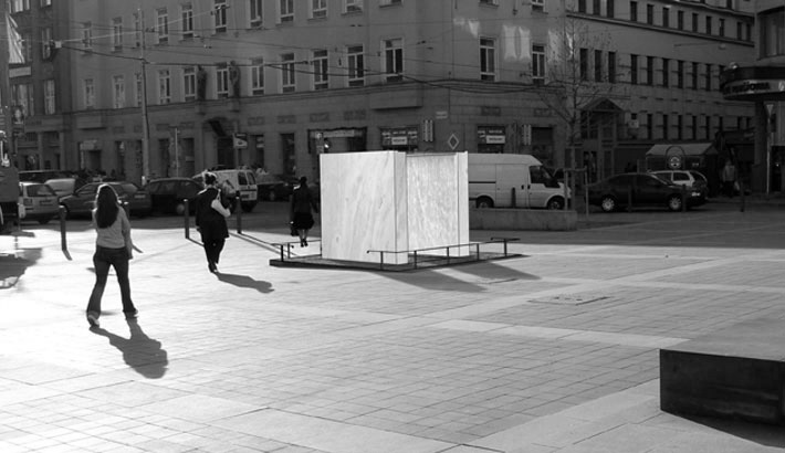 Brno - socha spravedlnosti - Newwork